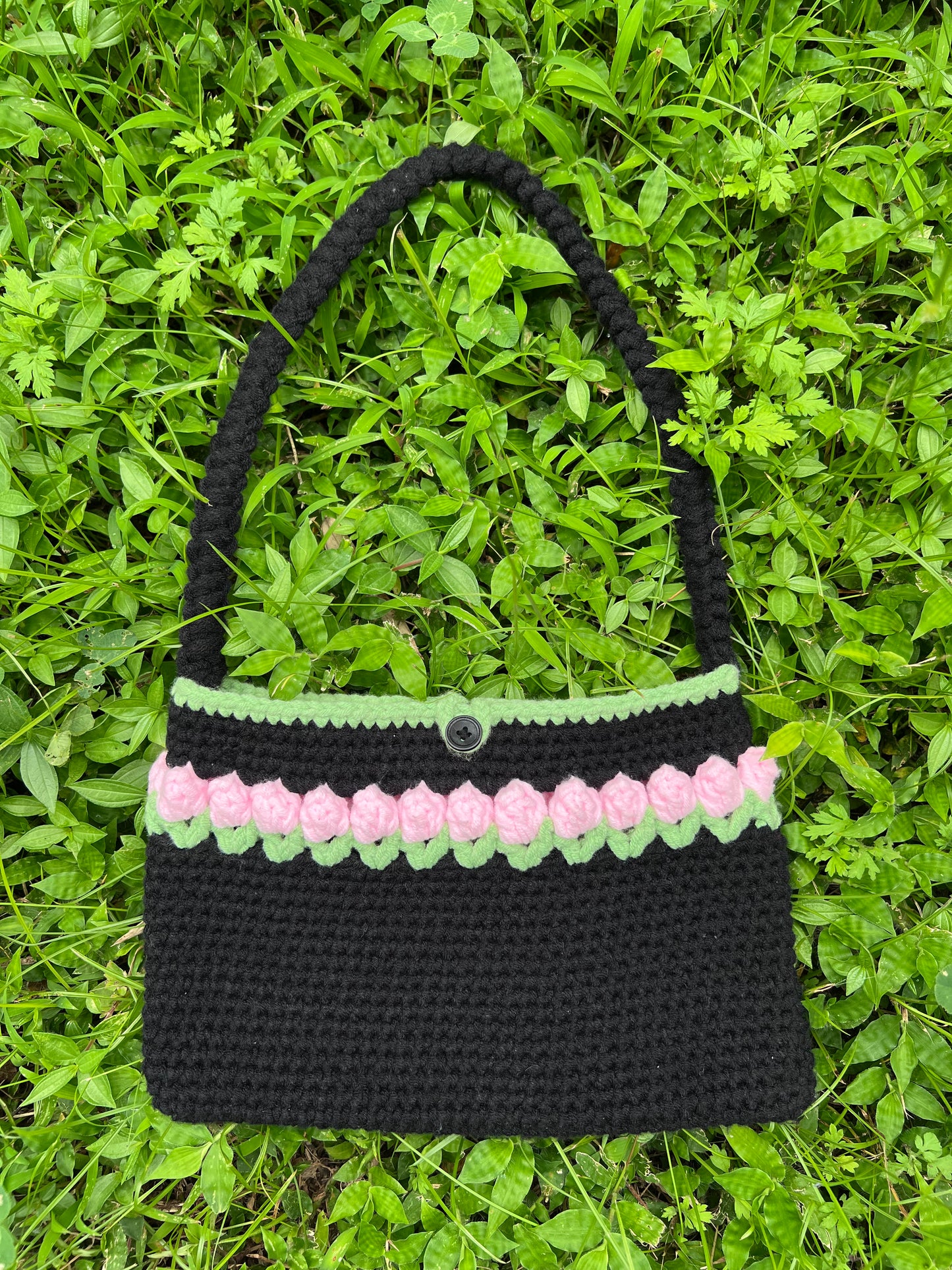 bags, cute bag, adorable bag, gorgeous bag, stunning bag, flower bags, handbags, handmade, sling bag, tute bag, crochet bag, school bag, shoulder bag, messenger bag, bag accessories, beach bag, travel bag, cross body bag, mini bag, pink bag, diy gifts, diy, gift ideas, handmade gift, fashion bag, mini bag, tulip bag