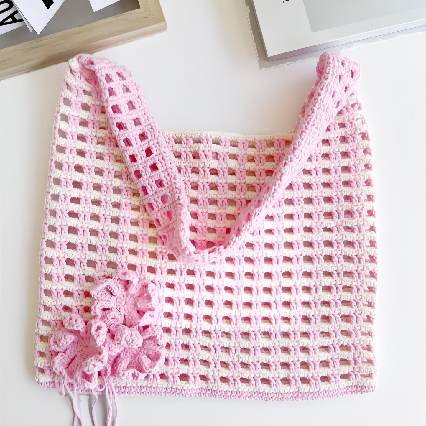 Crochet colorant hollow flower bag